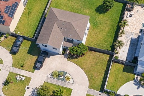 Casa en venta en Homestead, Florida, 4 dormitorios, 212.93 m2 № 2378531 - foto 3