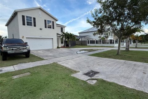 Casa en venta en Homestead, Florida, 4 dormitorios, 212.93 m2 № 2378531 - foto 18