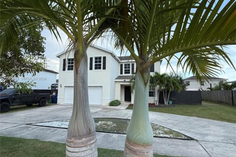 Casa en venta en Homestead, Florida, 4 dormitorios, 212.93 m2 № 2378531 - foto 17