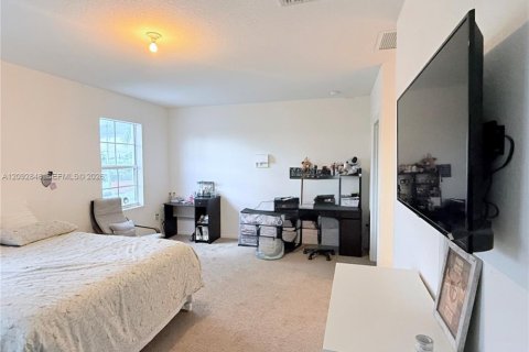 Casa en venta en Homestead, Florida, 4 dormitorios, 212.93 m2 № 2378531 - foto 30