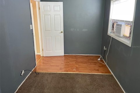 Apartamento en alquiler en Saint Petersburg, Florida, 1 dormitorio, 42.36 m2 № 2156513 - foto 5