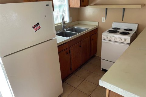Apartamento en alquiler en Saint Petersburg, Florida, 1 dormitorio, 42.36 m2 № 2156513 - foto 4