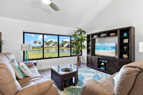 Villa ou maison à vendre à Osprey, Floride: 2 chambres, 146.23 m2 № 2434512 - photo 4