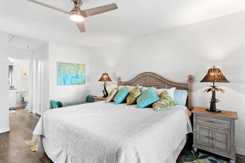 Villa ou maison à vendre à Osprey, Floride: 2 chambres, 146.23 m2 № 2434512 - photo 23