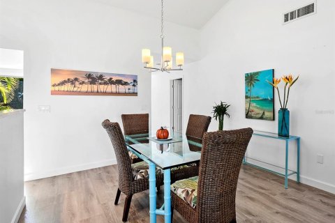 Villa ou maison à vendre à Osprey, Floride: 2 chambres, 146.23 m2 № 2434512 - photo 22