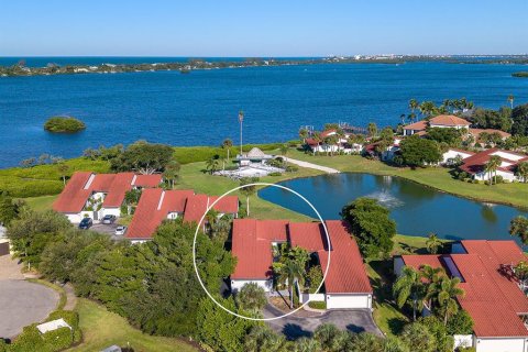 Villa ou maison à vendre à Osprey, Floride: 2 chambres, 146.23 m2 № 2434512 - photo 7
