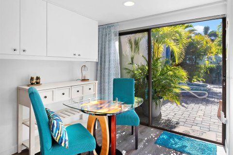 Villa ou maison à vendre à Osprey, Floride: 2 chambres, 146.23 m2 № 2434512 - photo 19