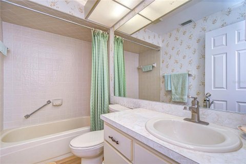 Condominio en venta en Zephyrhills, Florida, 2 dormitorios, 101.64 m2 № 1850182 - foto 30
