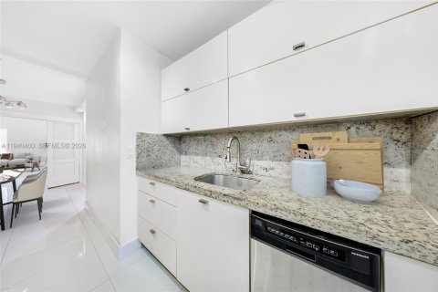 Copropriété à vendre à Miami Beach, Floride: 1 chambre, 69.12 m2 № 1999718 - photo 10