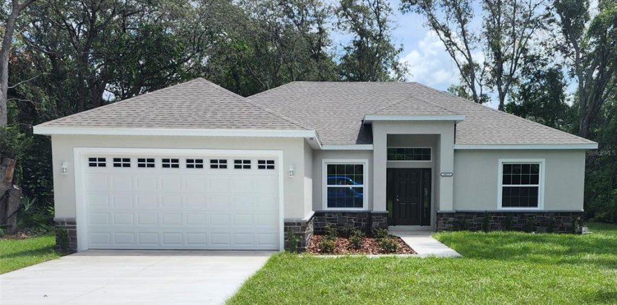 House in Astatula, Florida 4 bedrooms, 152.73 sq.m. № 1912962
