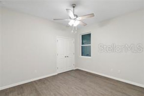 House in Astatula, Florida 4 bedrooms, 152.73 sq.m. № 1912962 - photo 16