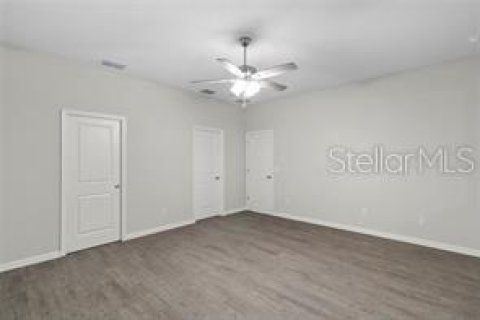 House in Astatula, Florida 4 bedrooms, 152.73 sq.m. № 1912962 - photo 11
