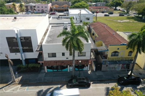 Immobilier commercial à vendre à Miami, Floride № 2051830 - photo 8