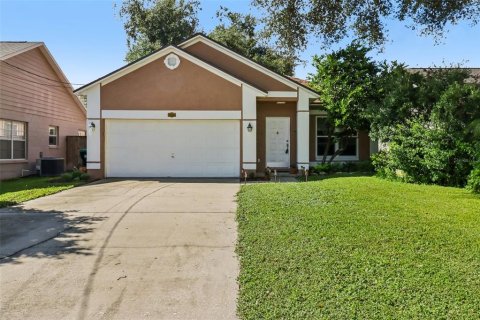 House in Orlando, Florida 3 bedrooms, 157 sq.m. № 2347614