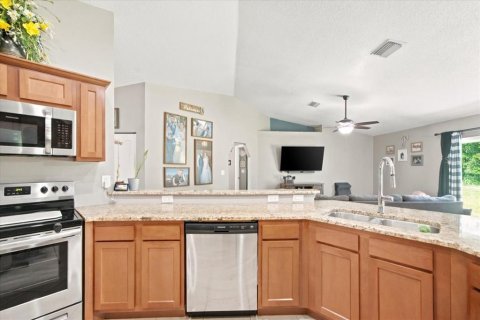 Casa en venta en Weeki Wachee, Florida, 3 dormitorios, 162.02 m2 № 2199491 - foto 22