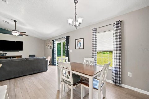 Casa en venta en Weeki Wachee, Florida, 3 dormitorios, 162.02 m2 № 2199491 - foto 17