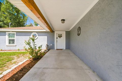 Casa en venta en Weeki Wachee, Florida, 3 dormitorios, 162.02 m2 № 2199491 - foto 12