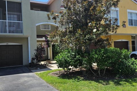 Condo in Sarasota, Florida, 1 bedroom  № 1870206 - photo 1