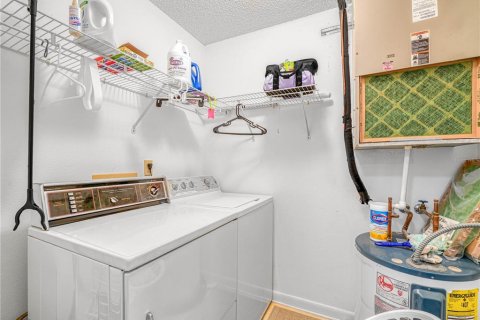 Condo in Lake Wales, Florida, 2 bedrooms  № 2377843 - photo 20