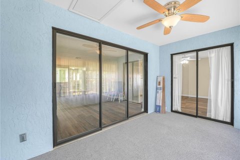 Condo in Lake Wales, Florida, 2 bedrooms  № 2377843 - photo 10