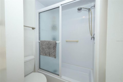 Touwnhouse à vendre à Fern Park, Floride: 2 chambres, 120.4 m2 № 2155902 - photo 16