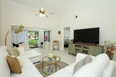 Touwnhouse à vendre à Fern Park, Floride: 2 chambres, 120.4 m2 № 2155902 - photo 12