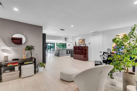 Villa ou maison à vendre à Miami Shores, Floride: 4 chambres, 292.18 m2 № 1989968 - photo 8