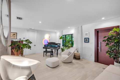 Villa ou maison à vendre à Miami Shores, Floride: 4 chambres, 292.18 m2 № 1989968 - photo 9