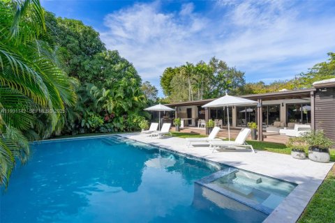 Villa ou maison à vendre à Miami Shores, Floride: 4 chambres, 292.18 m2 № 1989968 - photo 4