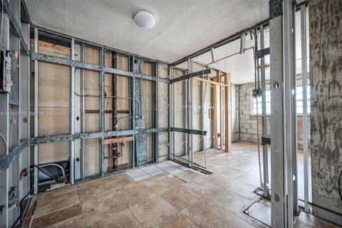 Copropriété à vendre à Miami, Floride: 2 chambres, 69.49 m2 № 2010882 - photo 16