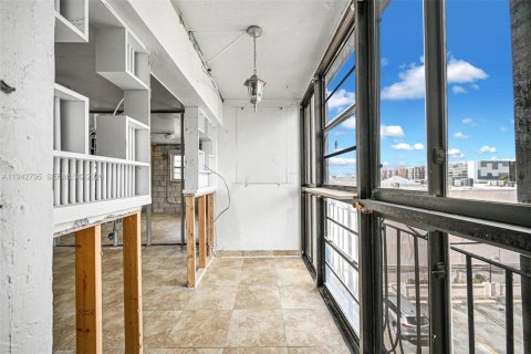 Copropriété à vendre à Miami, Floride: 2 chambres, 69.49 m2 № 2010882 - photo 26
