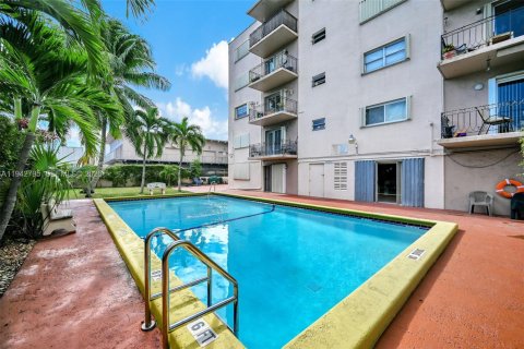 Copropriété à vendre à Miami, Floride: 2 chambres, 69.49 m2 № 2010882 - photo 29