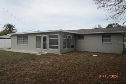 House in Holiday, Florida 2 bedrooms, 116.96 sq.m. № 1791866 - photo 25