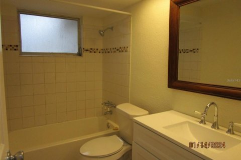 House in Holiday, Florida 2 bedrooms, 116.96 sq.m. № 1791866 - photo 7