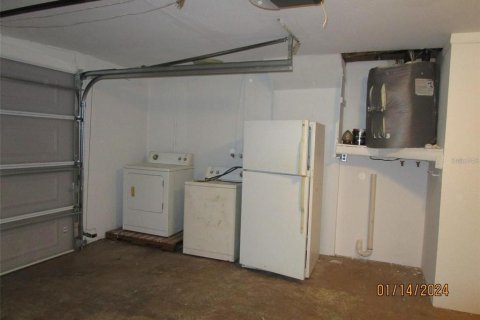 House in Holiday, Florida 2 bedrooms, 116.96 sq.m. № 1791866 - photo 23