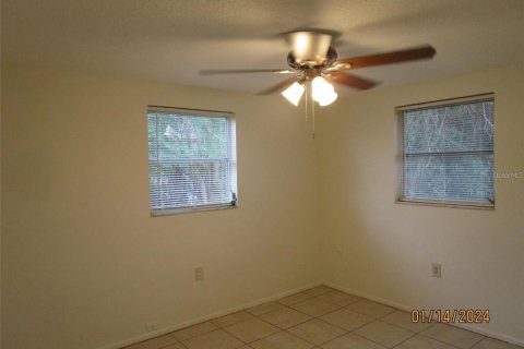 House in Holiday, Florida 2 bedrooms, 116.96 sq.m. № 1791866 - photo 9