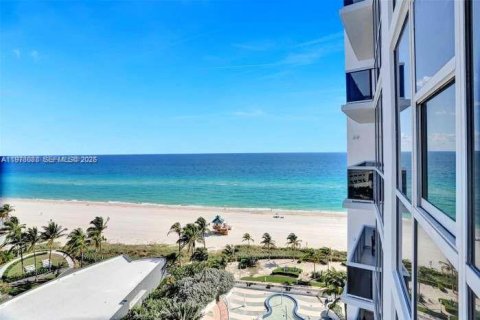 Copropriété à vendre à Sunny Isles Beach, Floride: 2 chambres, 139.26 m2 № 2042014 - photo 3
