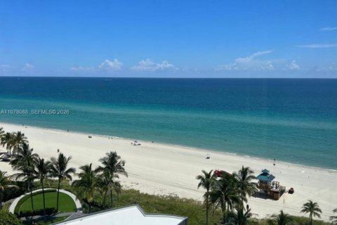 Copropriété à vendre à Sunny Isles Beach, Floride: 2 chambres, 139.26 m2 № 2042014 - photo 30