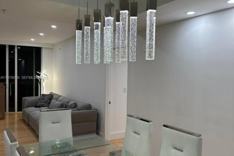 Copropriété à vendre à Sunny Isles Beach, Floride: 2 chambres, 139.26 m2 № 2042014 - photo 13