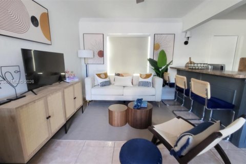 Купить коммерческую недвижимость в Холливуд, Флорида 155.33м2, № 2069152 - фото 5