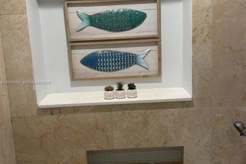 Купить коммерческую недвижимость в Холливуд, Флорида 155.33м2, № 2069152 - фото 25