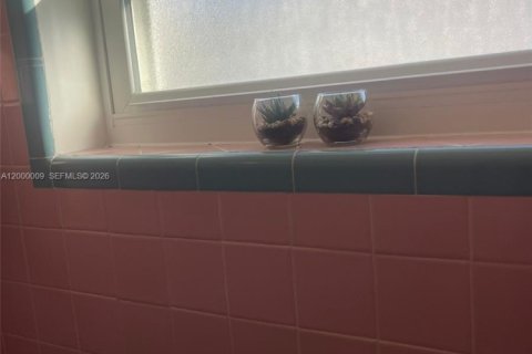 Купить коммерческую недвижимость в Холливуд, Флорида 155.33м2, № 2069152 - фото 14