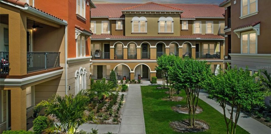Adosado en Lake Mary, Florida 3 dormitorios, 203.55 m2 № 2093824