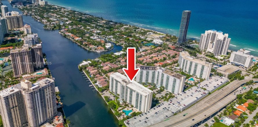 Condo à Sunny Isles Beach, Floride, 1 chambre № 1881571