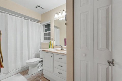 Condominio en venta en Clearwater, Florida, 1 dormitorio, 59.83 m2 № 2231279 - foto 19