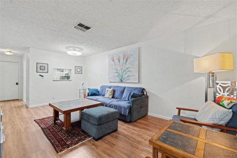 Condominio en venta en Clearwater, Florida, 1 dormitorio, 59.83 m2 № 2231279 - foto 9