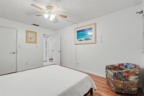 Condominio en venta en Clearwater, Florida, 1 dormitorio, 59.83 m2 № 2231279 - foto 20
