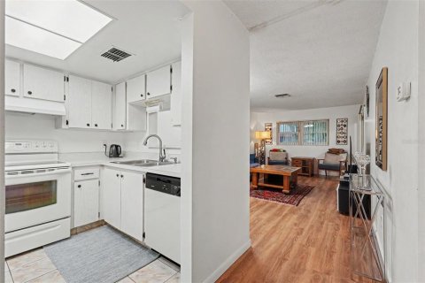 Condominio en venta en Clearwater, Florida, 1 dormitorio, 59.83 m2 № 2231279 - foto 21