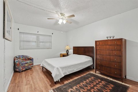 Condominio en venta en Clearwater, Florida, 1 dormitorio, 59.83 m2 № 2231279 - foto 4