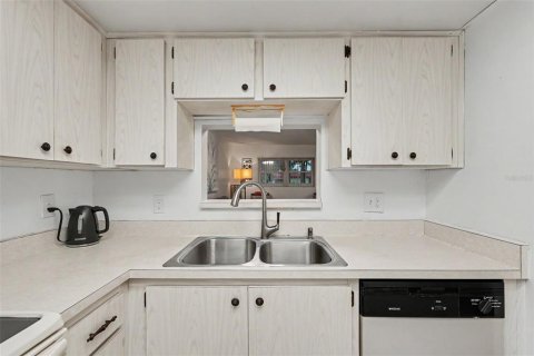 Condominio en venta en Clearwater, Florida, 1 dormitorio, 59.83 m2 № 2231279 - foto 24